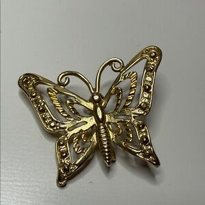 Exquisite vintage Golden Butterfly Brooch pin awesome detail untested